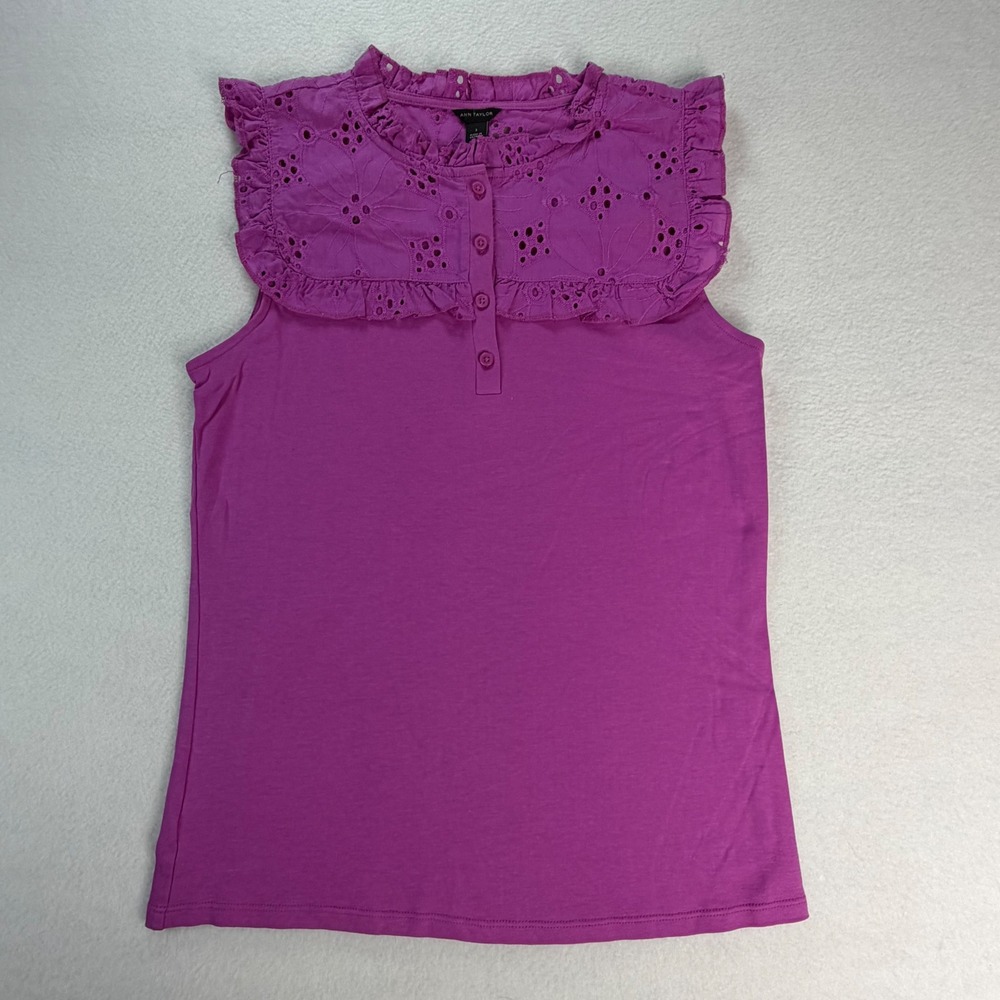 Ann Taylor Magenta Purple Eyelet Ruffle Yoke Sleeveless Cotton Top Small